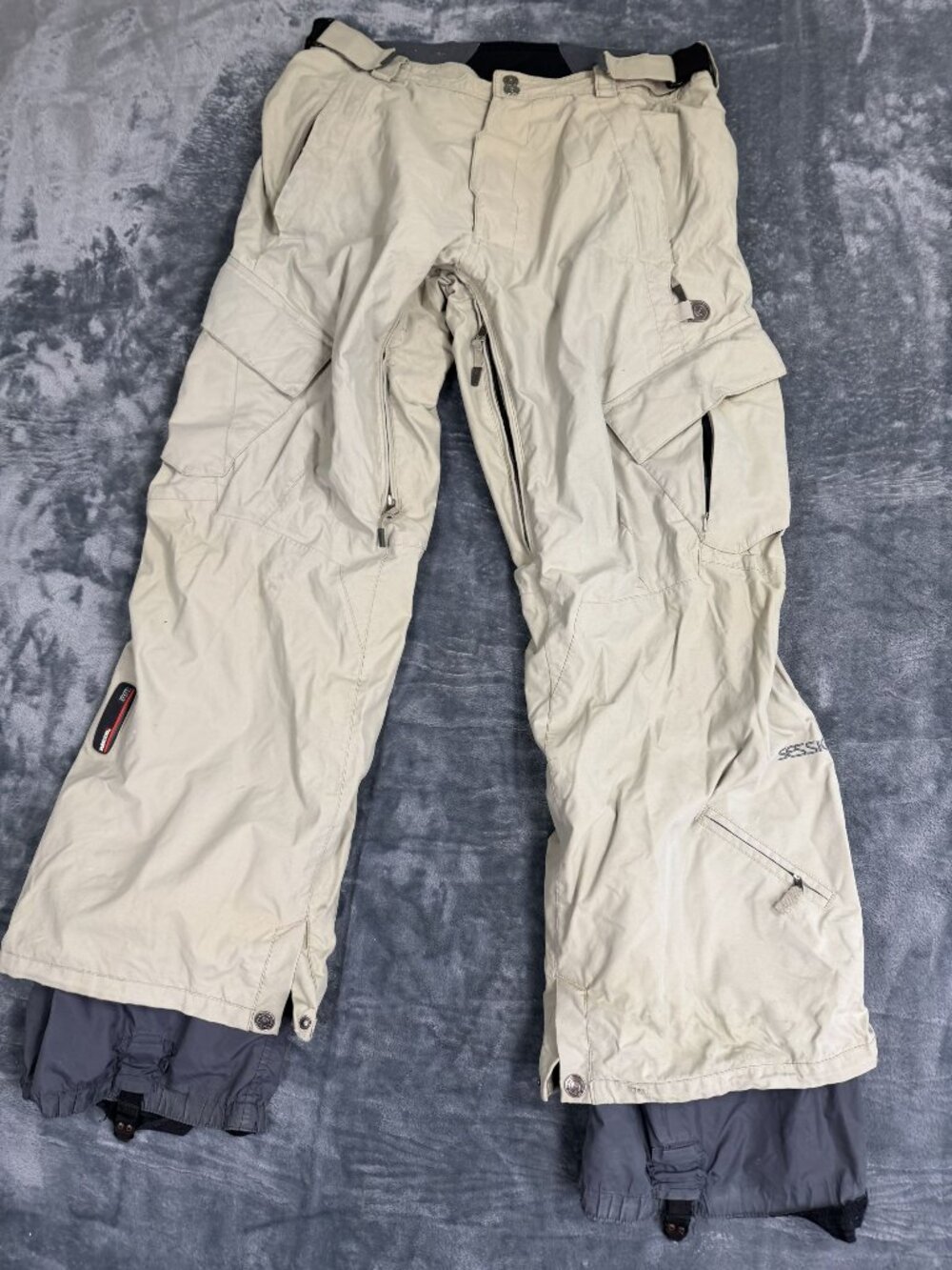 Sessions Mens 36  Beige Snowboard Pants With RECCO Avalanche Rescue System